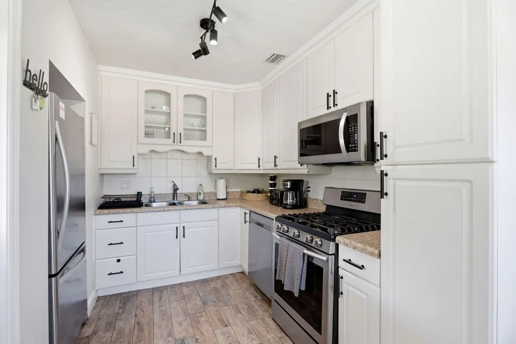 917 W Drew Street Lantana FL 33462