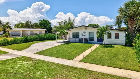 917 W Drew Street Lantana FL 33462