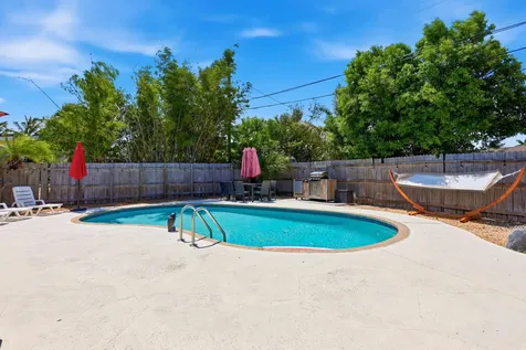 917 W Drew Street Lantana FL 33462