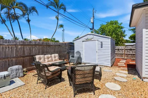 917 W Drew Street Lantana FL 33462