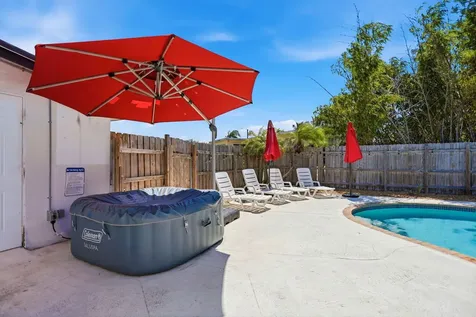 917 W Drew Street Lantana FL 33462