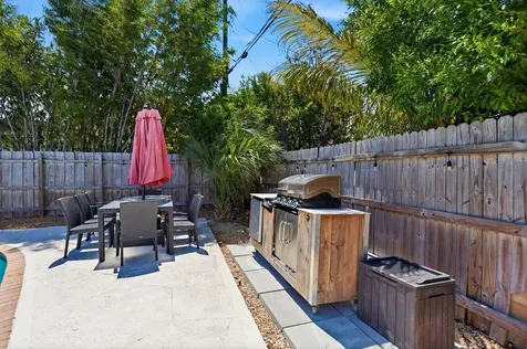 917 W Drew Street Lantana FL 33462