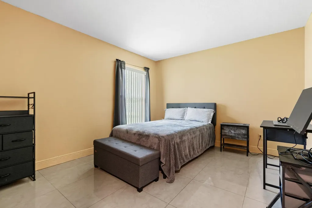3041 SE Wake Road Port St Lucie FL 34984