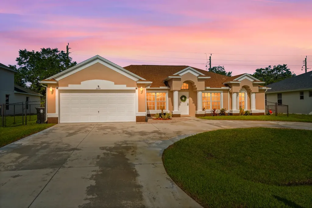 3041 SE Wake Road Port St Lucie FL 34984
