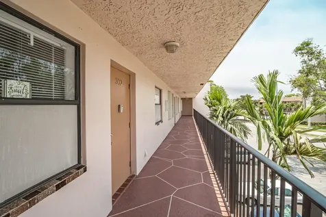 10331 Sunrise Lakes Boulevard Sunrise FL 33322