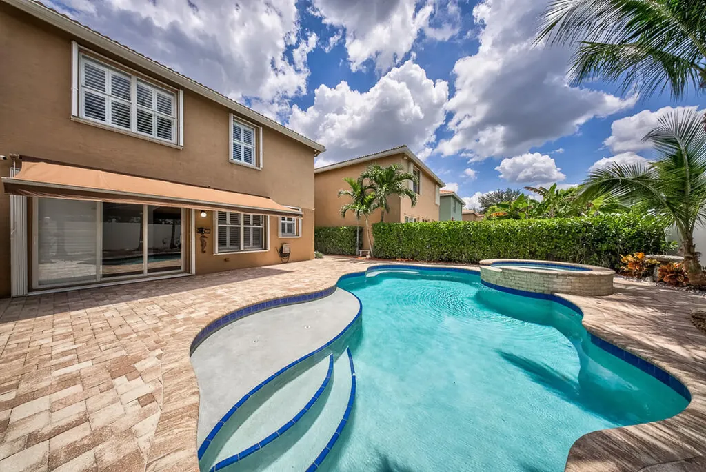 11436 Blue Violet Lane Royal Palm Beach FL 33411
