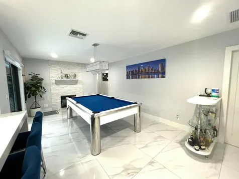 625 W Tropical Way Plantation FL 33317