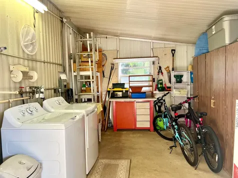 8011 SE Homestead Avenue Hobe Sound FL 33455