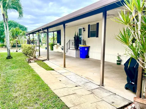 8011 SE Homestead Avenue Hobe Sound FL 33455