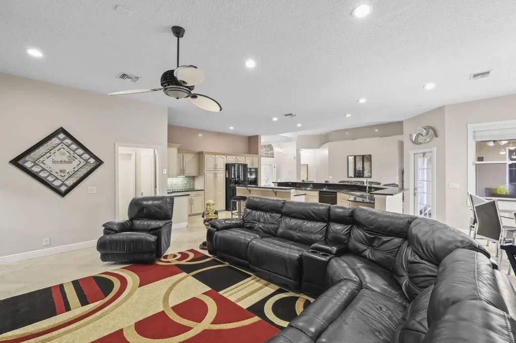 1437 NW 102nd Drive Coral Springs FL 33071