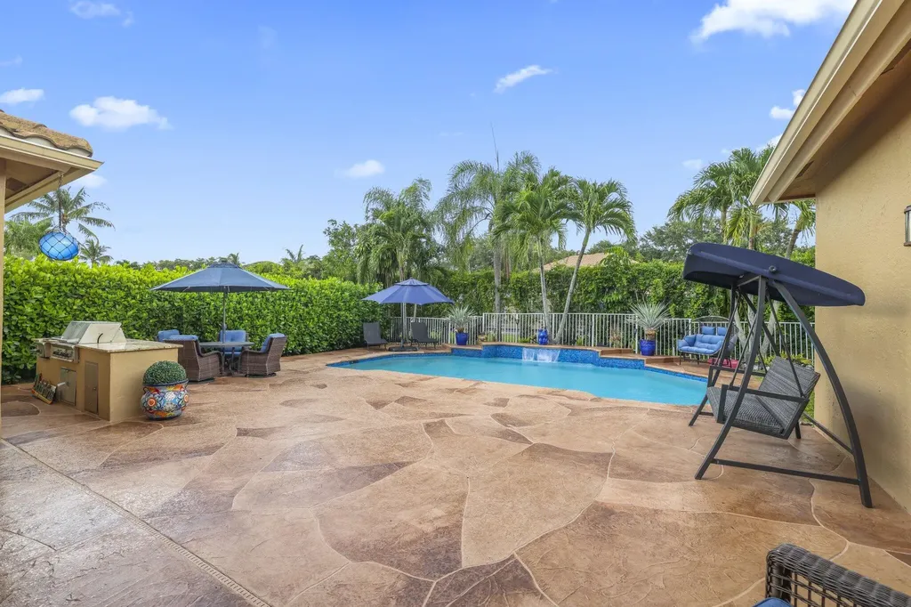 1437 NW 102nd Drive Coral Springs FL 33071