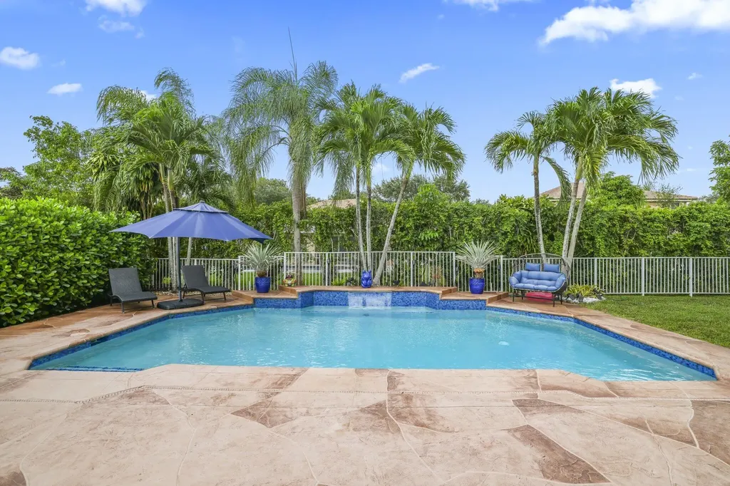 1437 NW 102nd Drive Coral Springs FL 33071
