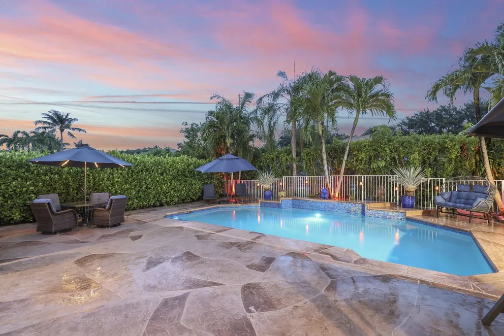 1437 NW 102nd Drive Coral Springs FL 33071