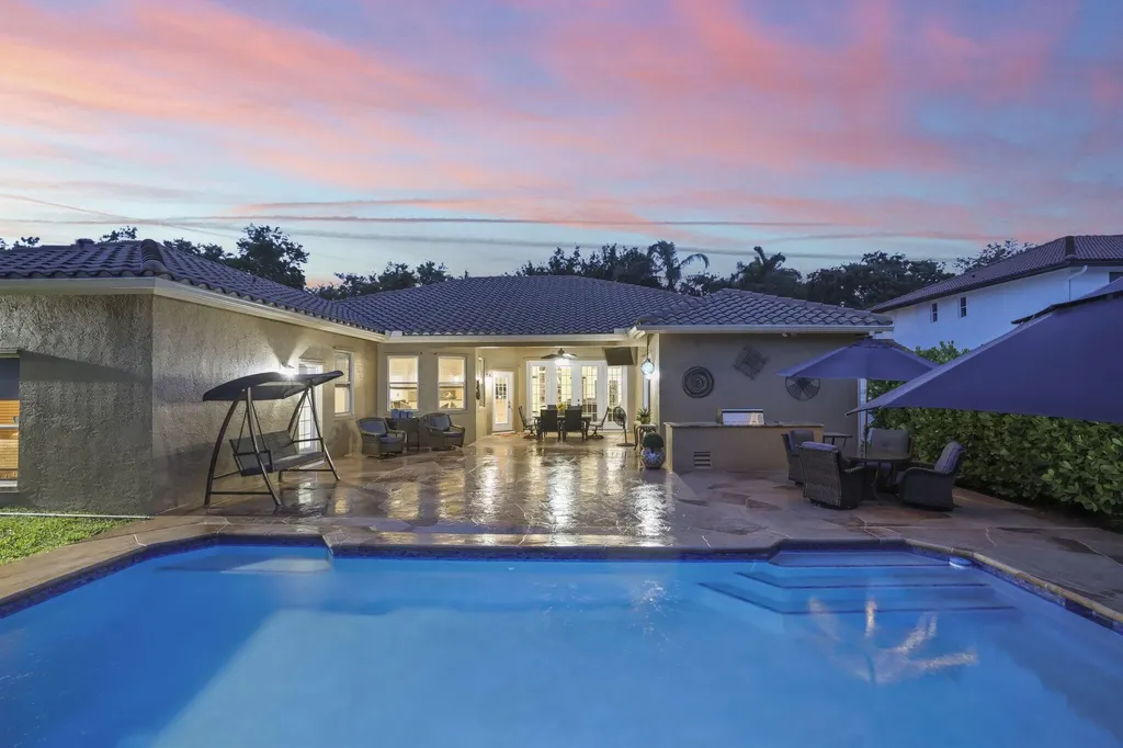 1437 NW 102nd Drive Coral Springs FL 33071