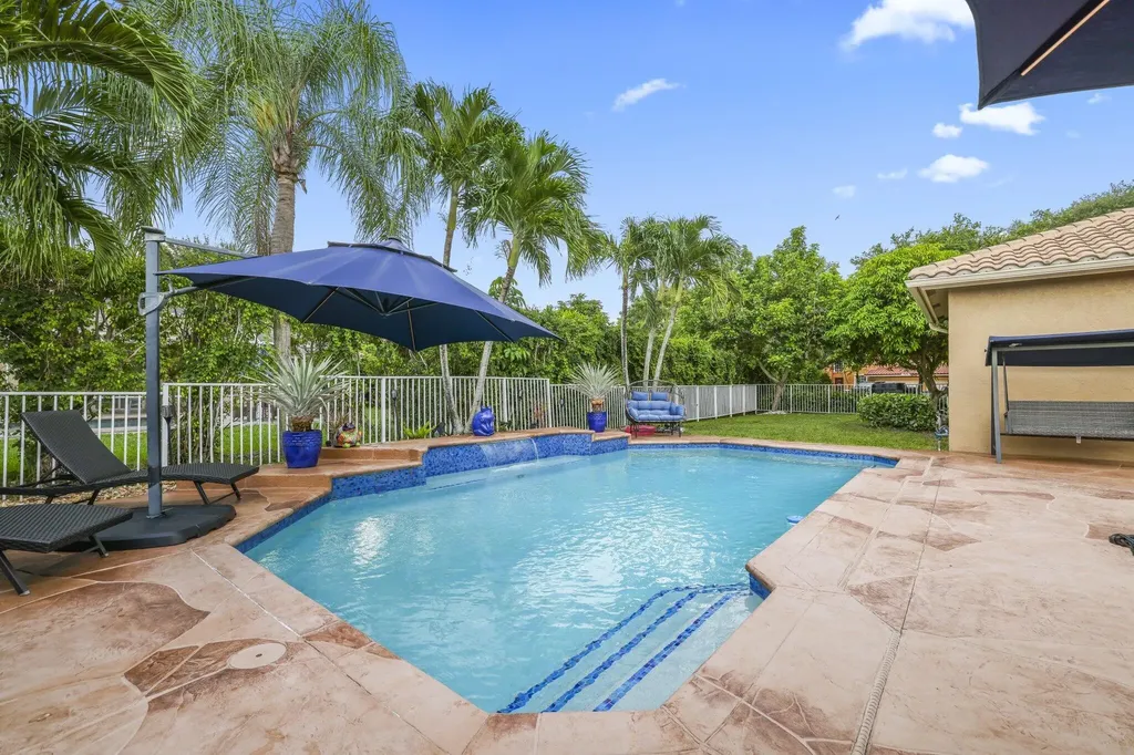 1437 NW 102nd Drive Coral Springs FL 33071