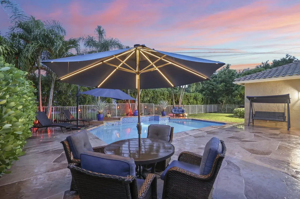 1437 NW 102nd Drive Coral Springs FL 33071