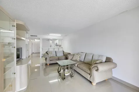 5828 Coral Lake Drive Margate FL 33063