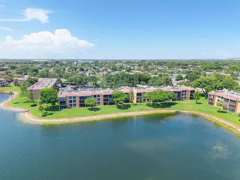 5828 Coral Lake Drive Margate FL 33063