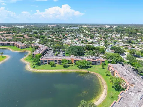 5828 Coral Lake Drive Margate FL 33063