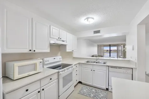 5828 Coral Lake Drive Margate FL 33063