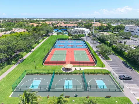 5828 Coral Lake Drive Margate FL 33063