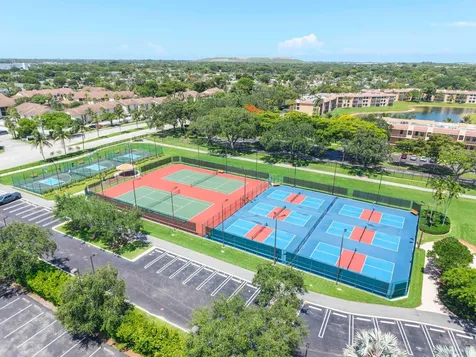 5828 Coral Lake Drive Margate FL 33063