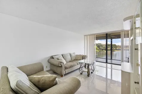 5828 Coral Lake Drive Margate FL 33063