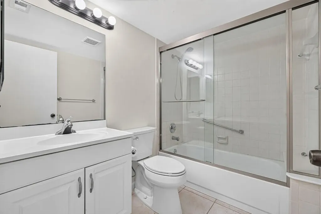 627 Sea Pine Way Greenacres FL 33415