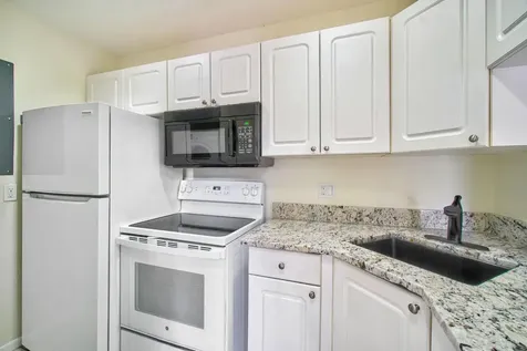 627 Sea Pine Way Greenacres FL 33415