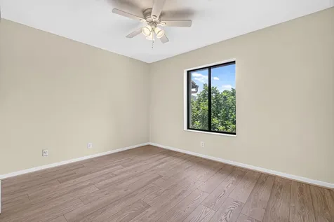627 Sea Pine Way Greenacres FL 33415
