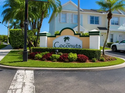 75 Whitehead Circle Weston FL 33326