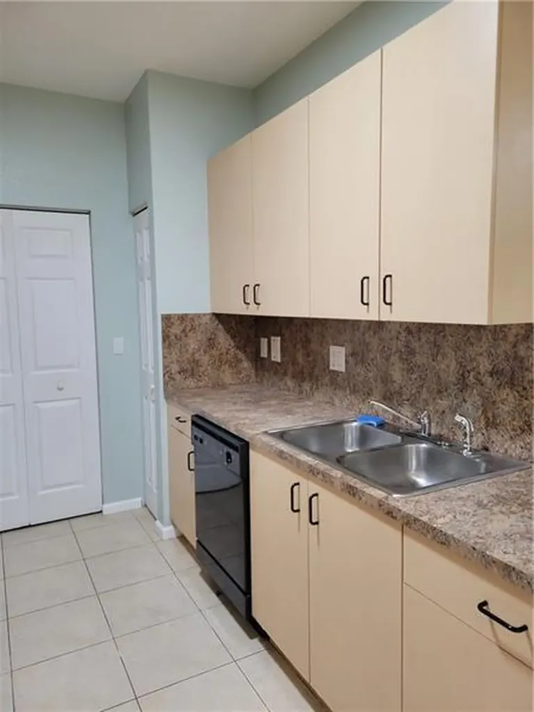 3569 Forest Hill Boulevard Palm Springs FL 33406