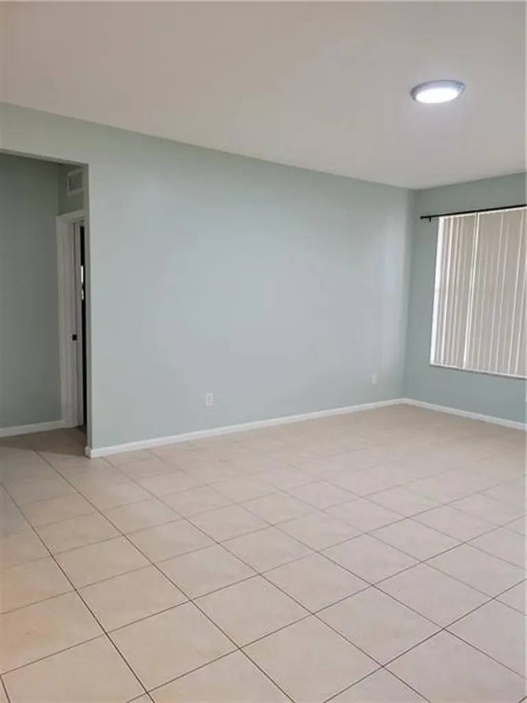 3569 Forest Hill Boulevard Palm Springs FL 33406