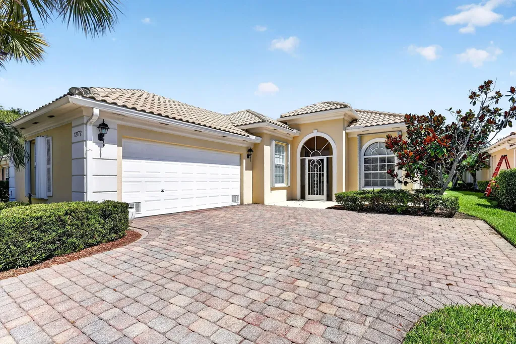 12172 SW Lockhaven Court Port St Lucie FL 34987