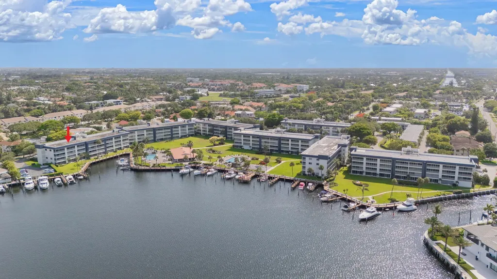 951 Spanish Circle Delray Beach FL 33483