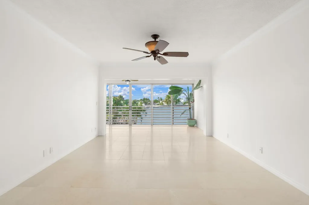951 Spanish Circle Delray Beach FL 33483
