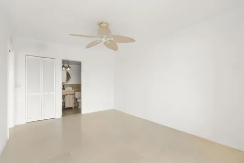 951 Spanish Circle Delray Beach FL 33483
