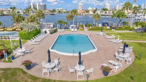 951 Spanish Circle Delray Beach FL 33483