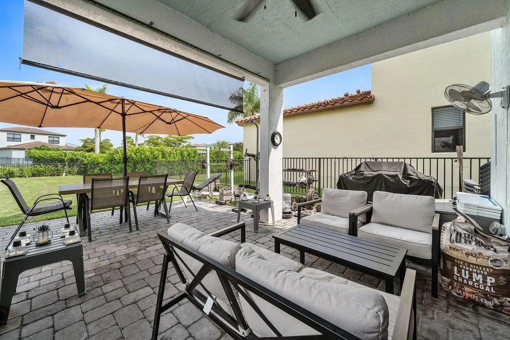 4895 Sand Dollar Drive E Westlake FL 33470