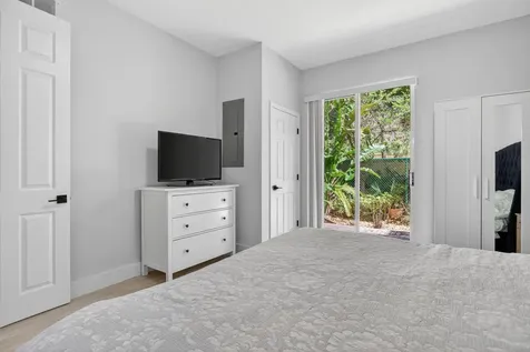2457 NE 14th Street Pompano Beach FL 33062