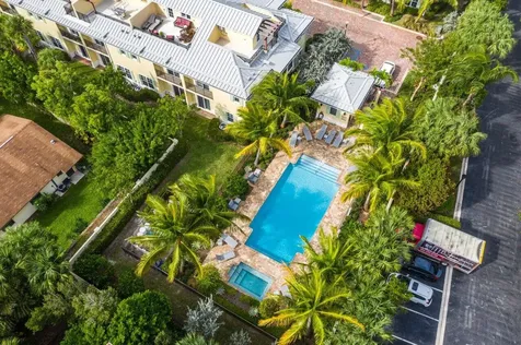 3770 County Line Road Tequesta FL 33469