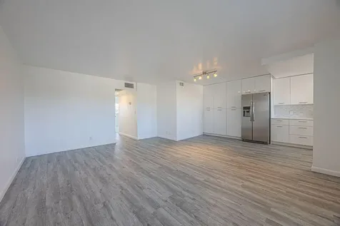 808 SE 7th Street Deerfield Beach FL 33441