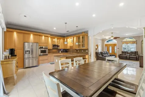2570 SE 4th Place Homestead FL 33033