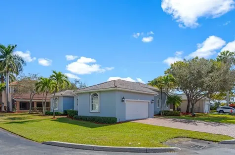2570 SE 4th Place Homestead FL 33033