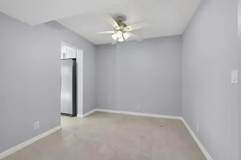 3590 Via Poinciana Lake Worth FL 33467