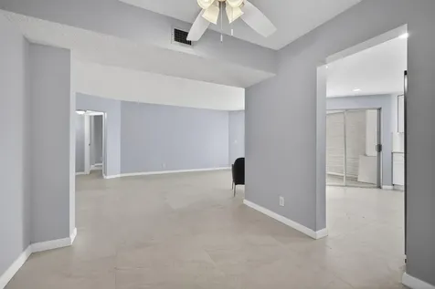 3590 Via Poinciana Lake Worth FL 33467