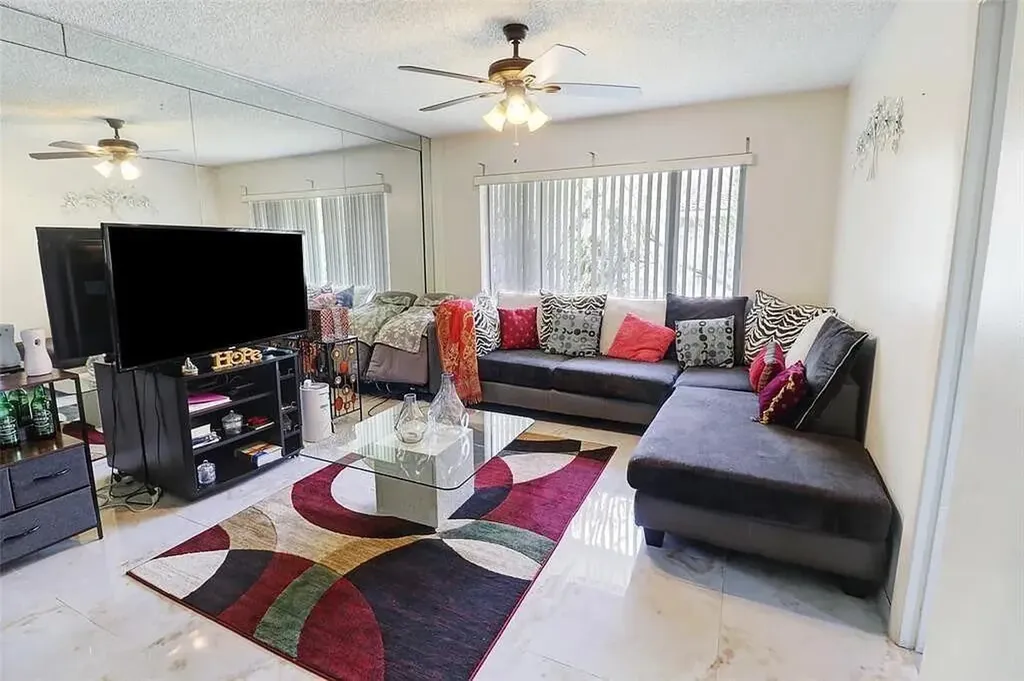 3246 NW 102nd Terrace Coral Springs FL 33065