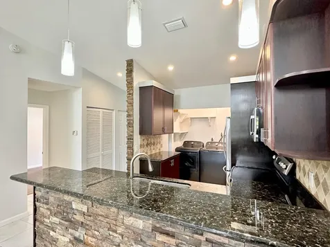 1917 NW 94th Avenue Coral Springs FL 33071