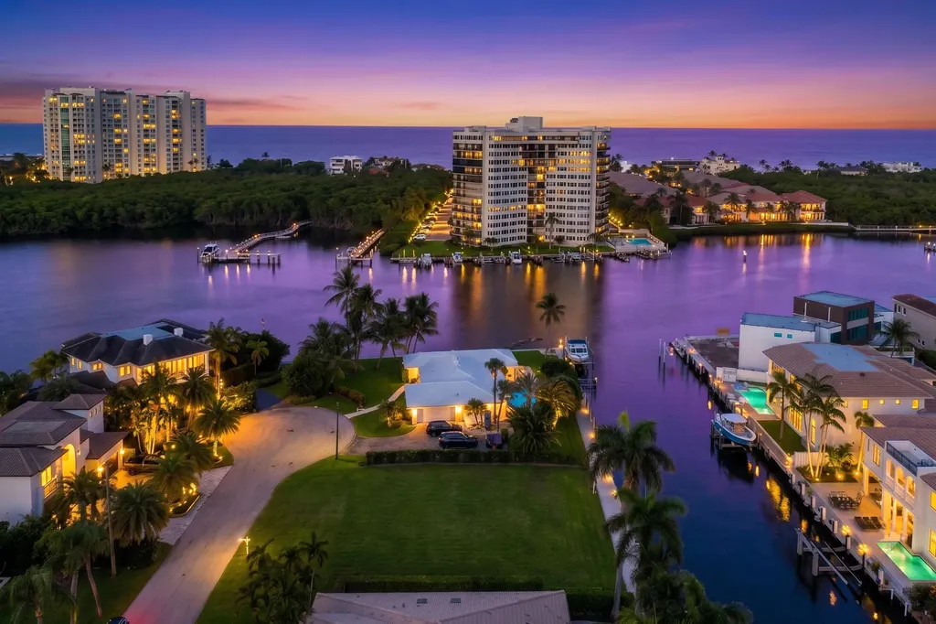 876 Forsyth Street Boca Raton FL 33487