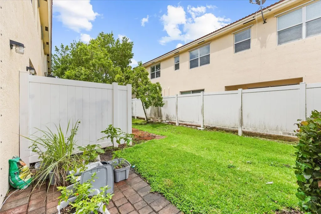 9500 SW Otter Lane Stuart FL 34997